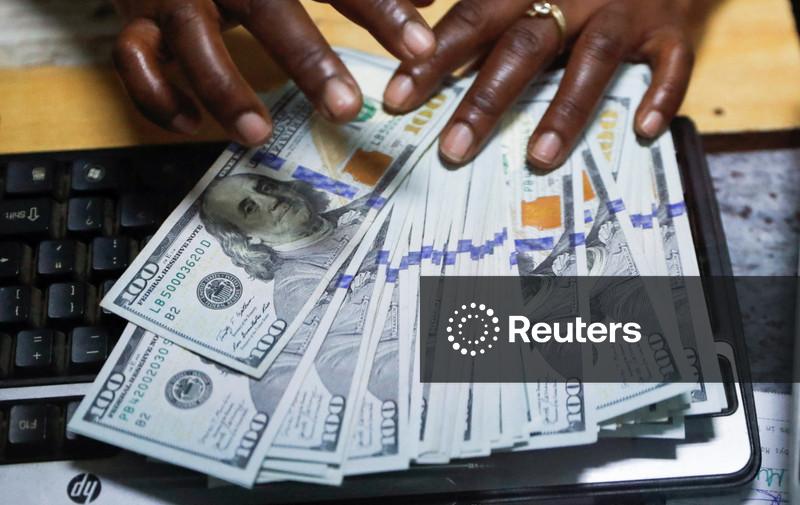 Dólar à vista fecha em alta de 0,50%, a R$5,1811 na venda