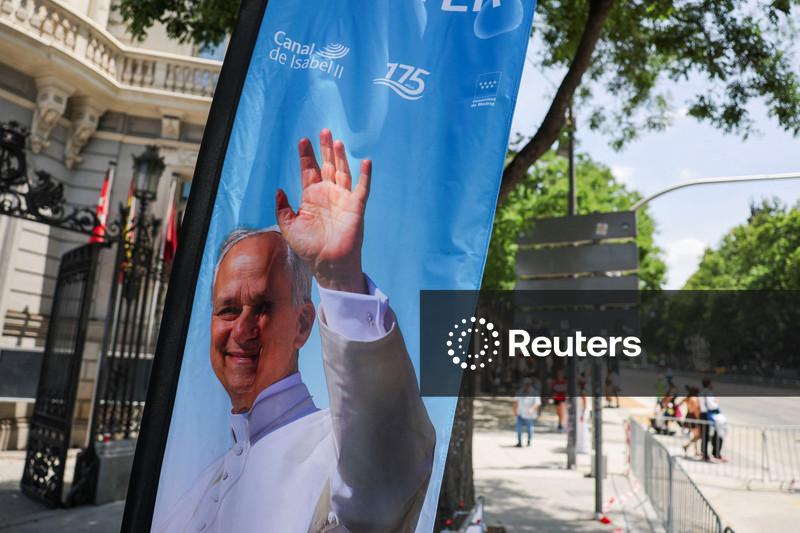 Leão 14 se encontrará com sobreviventes de abusos em viagem à Espanha, diz Vaticano