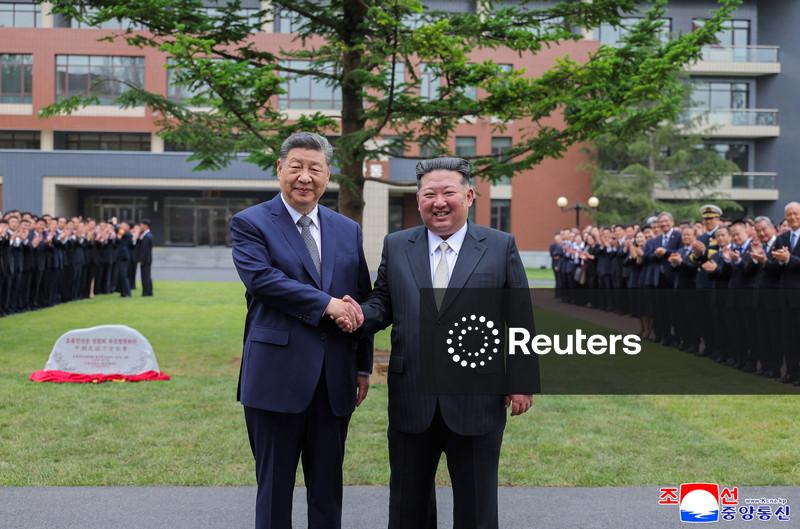 Xi, da China, anuncia consenso importante com Kim em visita à Coreia do Norte, diz KCNA