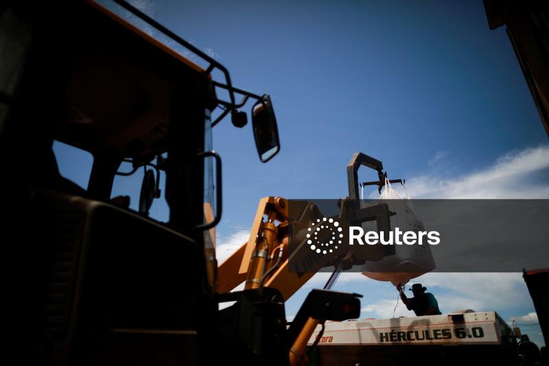 Rabobank cita inadimplência no agro e reduz mais previsão de vendas de adubos no Brasil