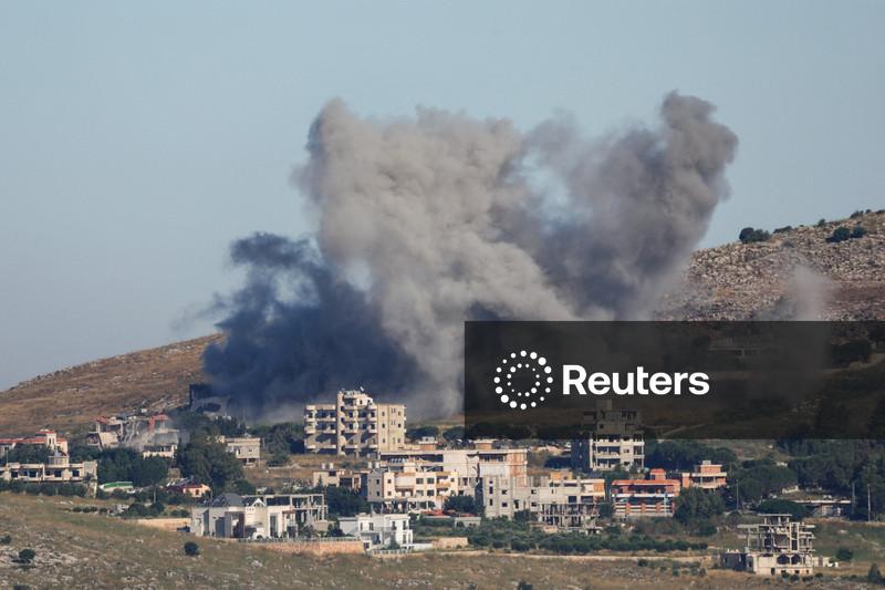 Israel diz que Hezbollah lançou foguetes, testando acordo mediado pelos EUA