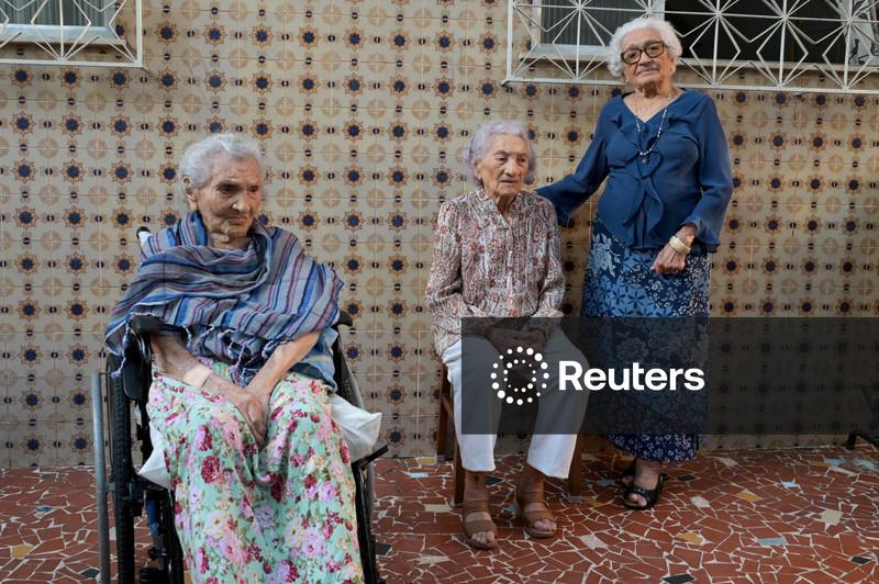 Cientistas buscam pistas sobre a longevidade em três irmãs brasileiras com mais de 100 anos
