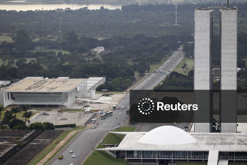 Governo se diz indignado com proposta de tarifas dos EUA e "se reserva o direito" de responder