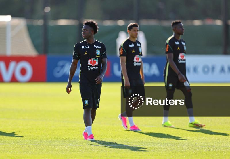 Brasil encara Marrocos em jogo de estreia complicado após ciclo turbulento para Copa do Mundo