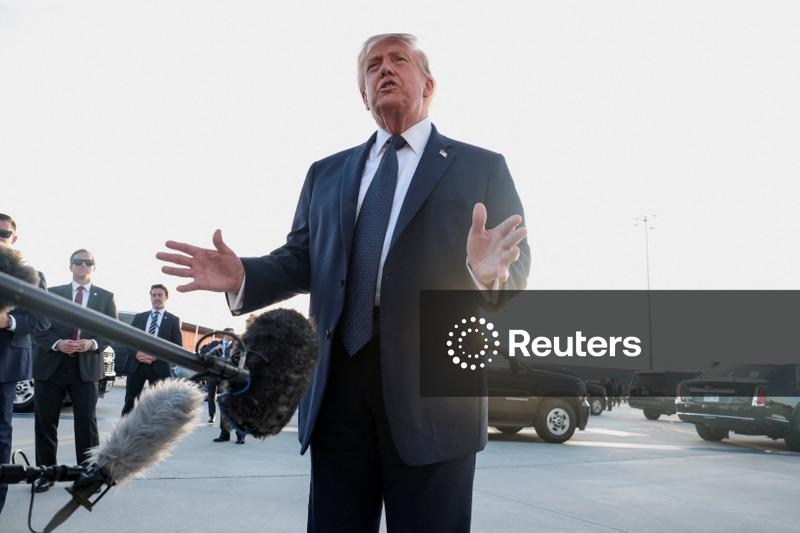 Trump diz que é injusto que o Irã não tenha mísseis balísticos se outros países os tiverem