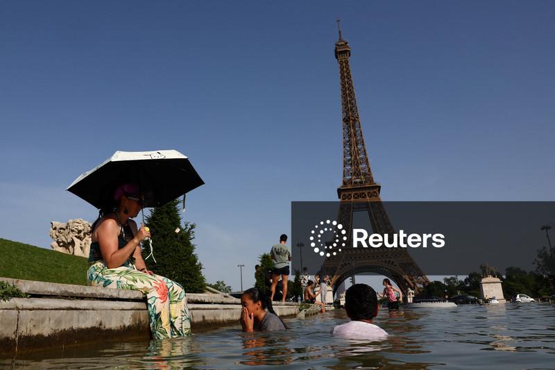 Mais recordes de calor são esperados à medida que onda de calor mortal “Omega” assola Europa