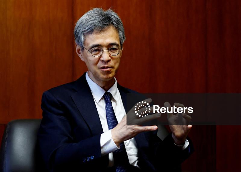 BC do Japão alerta para risco de inflação acima da meta e sinaliza intenção de aumentar juros