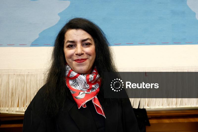 Marjane Satrapi, autora franco-iraniana do quadrinho "Persépolis", morre aos 56 anos