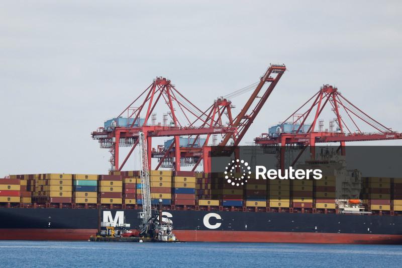 Déficit comercial dos EUA diminui em abril com aumento das exportações
