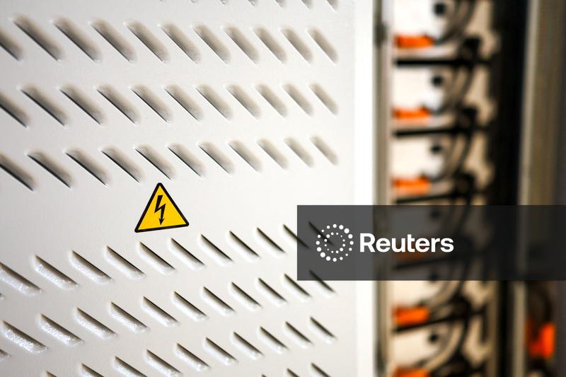 Investidores em energia renovável se mobilizam para leilão de baterias, mas alertam para riscos