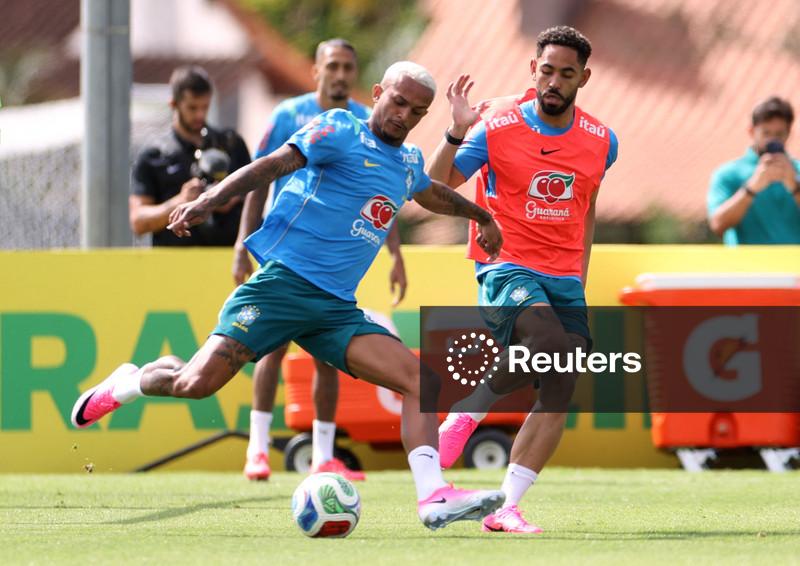 Wesley é cortado da seleção brasileira após lesão; Ederson integrará grupo para Copa