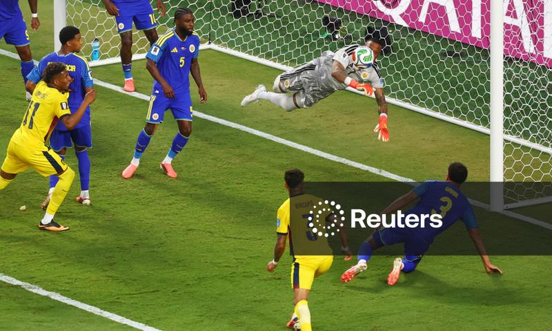 Goleiro brilha no empate histórico de Curaçao com o Equador na Copa do Mundo