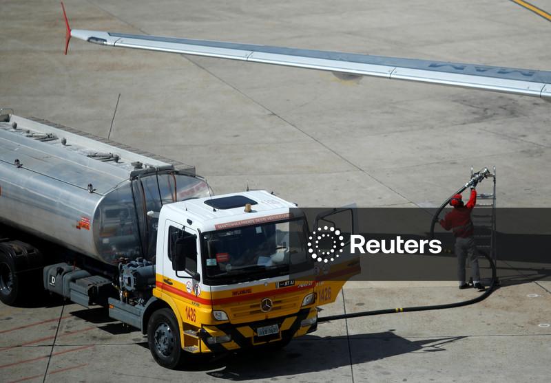 Petrobras reduz em 14,2% preço do querosene de aviação a partir de junho