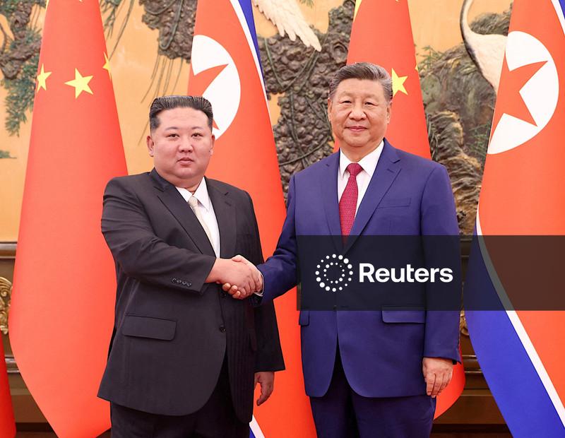 Com visita de Xi à Coreia do Norte, Kim projeta confiança e desafio