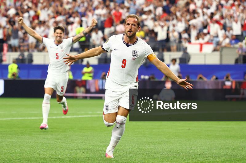 Inglaterra vence a Croácia por 4 x 2 com dois gols de Harry Kane