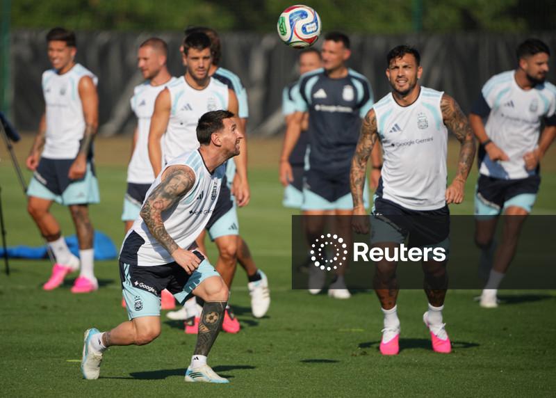 Argentina deve fazer rodízio contra a Jordânia e pode poupar Messi