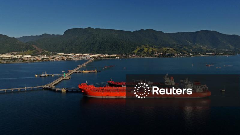 Exportação de petróleo do Brasil recua 42% em maio; embarques de soja avançam 5%