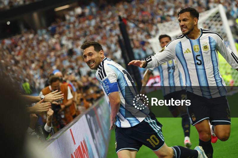 "Cansado", Messi comemora noite de recordes na vitória da Argentina