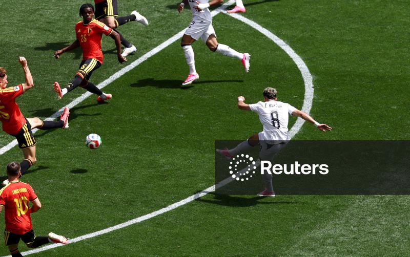 Egito segura empate por 1 a 1 com a Bélgica