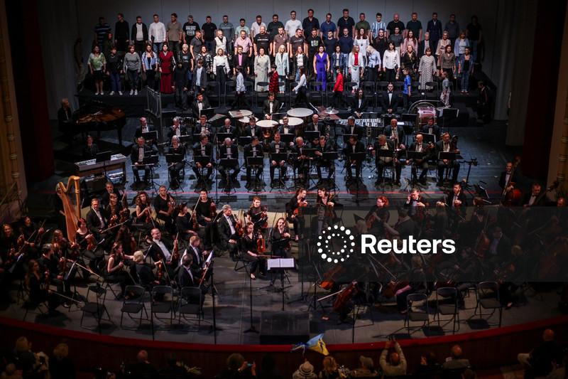 Luta de mães ucranianas para libertar seus filhos dos russos é retratada em nova ópera