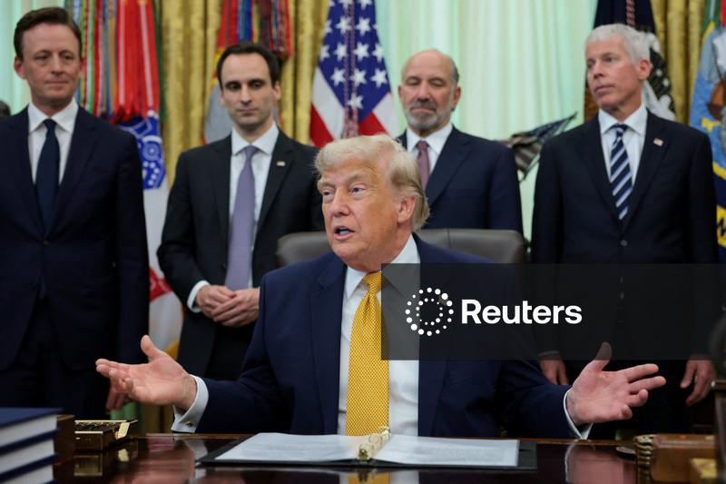 Trump diz que fará "o que for preciso" caso Irã não cumpra acordo