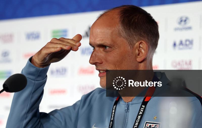 Técnico da Inglaterra compreende superstição da Argentina sobre uniforme azul-escuro