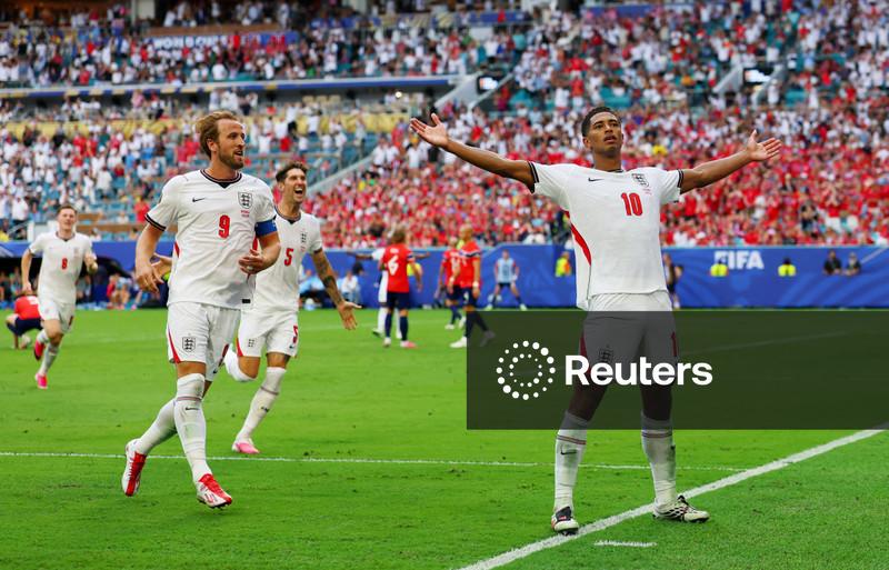 Com dois gols de Bellingham, Inglaterra vence a Noruega e chega às semifinais da Copa do Mundo