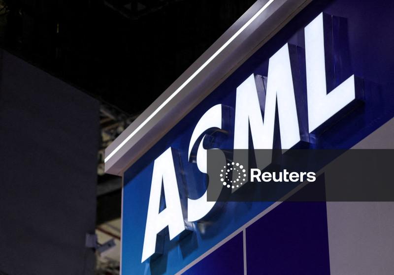 ASML oferecerá bônus de 20.000 euros para funcionários que permaneçam na empresa entre 2027 e 2030