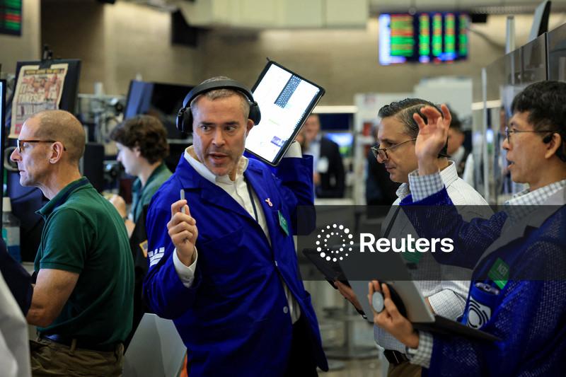 Wall Street abre em baixa antes da decisão do Fed
