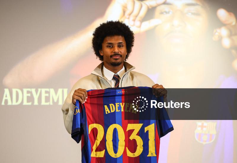 Barcelona contrata ponta Adeyemi, do Dortmund