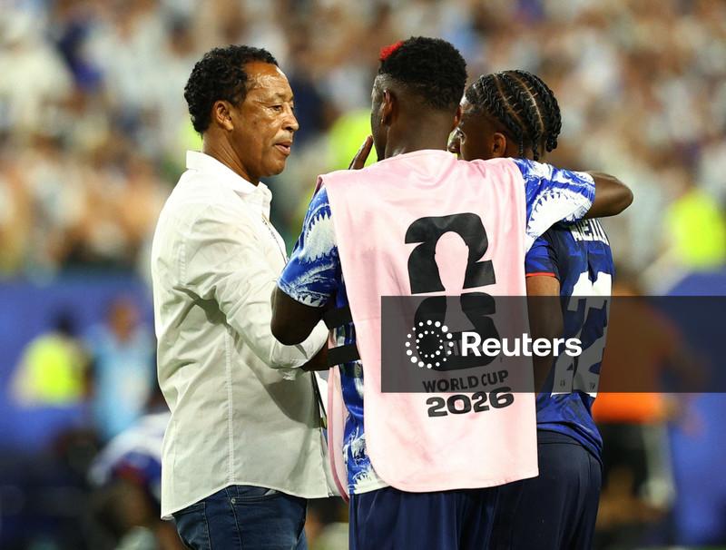 Orgulhoso, técnico de Cabo Verde se despede da Copa do Mundo com um gosto amargo na boca