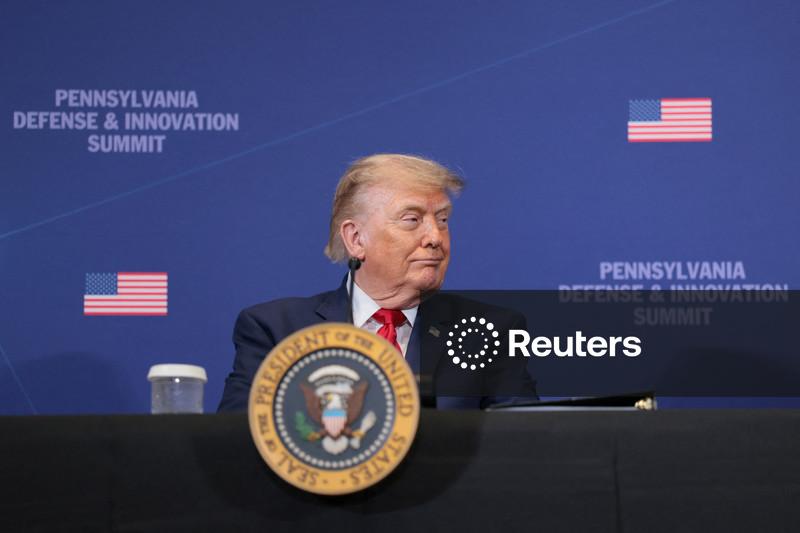 Emissoras dos EUA enfrentam dilema sobre se devem ou não transmitir discurso de Trump sobre segurança das eleições
