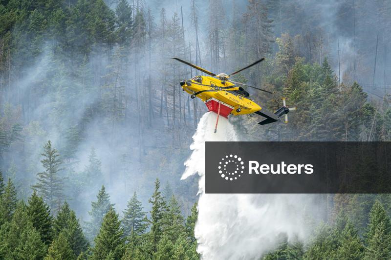 Trump culpa Canadá pela fumaça dos incêndios florestais e diz que vai incluir custo nas tarifas
