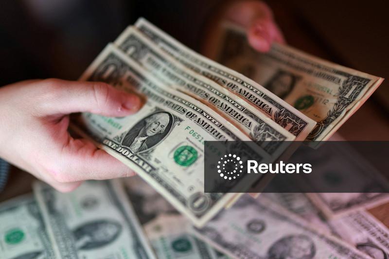 Dólar mostra estabilidade ante real com mercado à espera do Fed