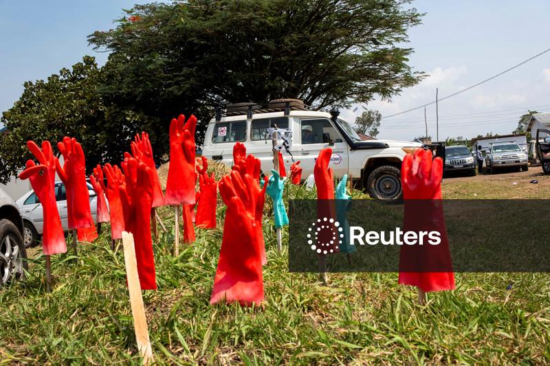 Trabalhadores envolvidos na resposta ao Ebola no Congo protestam por causa dos salários