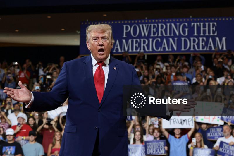 Trump ameaça infraestrutura iraniana após Houthis bloquearem via estratégica no Mar Vermelho