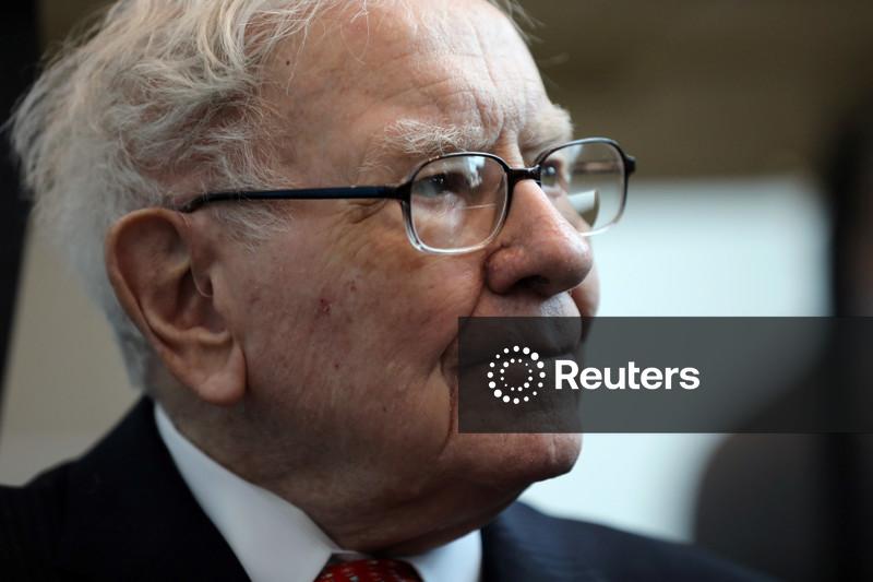 Warren Buffett suspende doações à Fundação Gates após revelações sobre Epstein