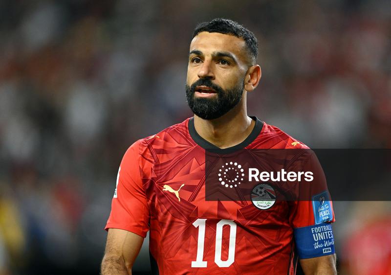 “O Rei está de volta": Salah volta aos treinos após susto com lesão na coxa