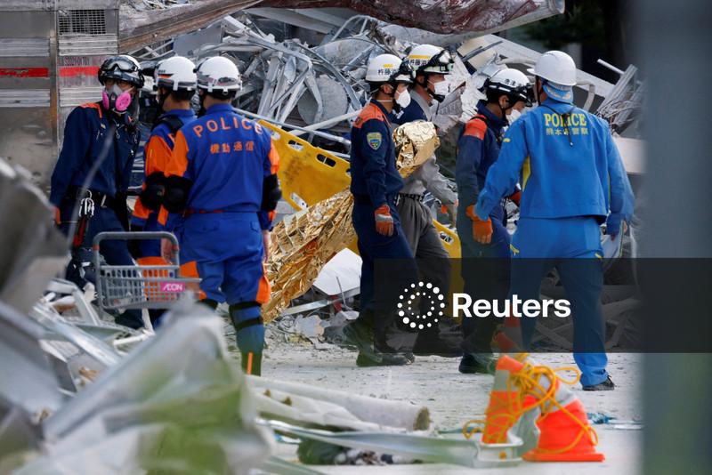 Terremoto no Japão interrompe operações de fábricas de automóveis e de semicondutores