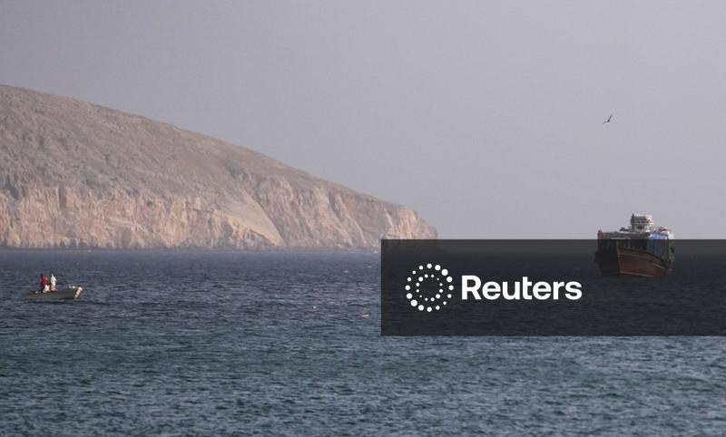 Tráfego marítimo pelo Estreito de Ormuz cai enquanto EUA e Irã intensificam ataques