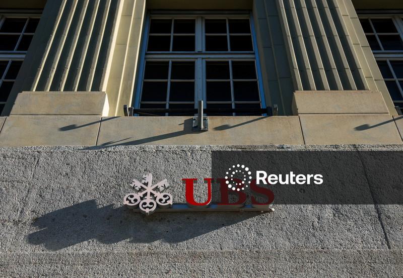 UBS divulga lucro trimestral acima das expectativas e anuncia nova recompra de ações de US$3 bilhões