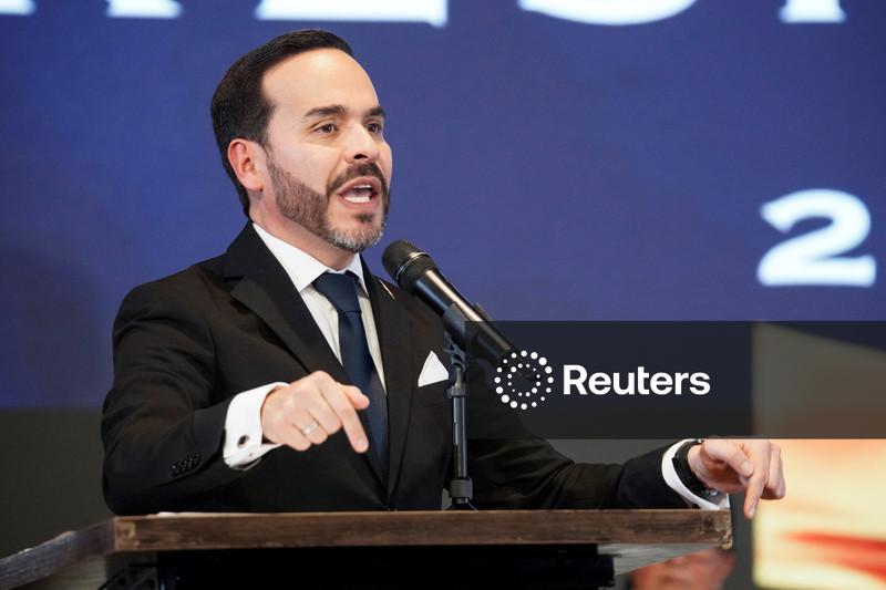 Presidente eleito da Colômbia busca refinanciamento da dívida pública
