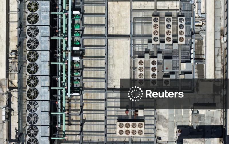 Promessa de Trump sobre suprimento de energia para data centers gera ceticismo