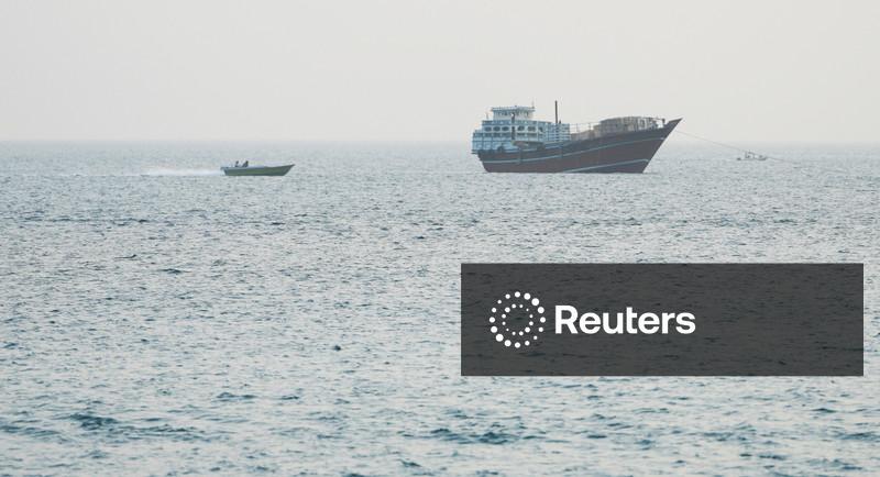 Algumas embarcações se recusam a realizar travessias pelo Estreito de Ormuz sob escolta militar dos EUA, dizem fontes