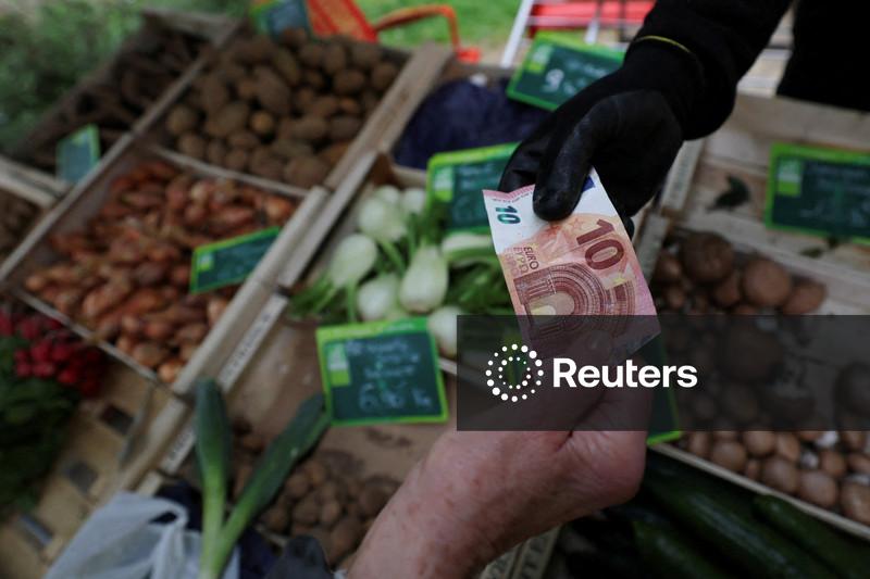 ESM prevê recessão na zona do euro se venda de ativos nos EUA e guerra no Oriente Médio coincidirem
