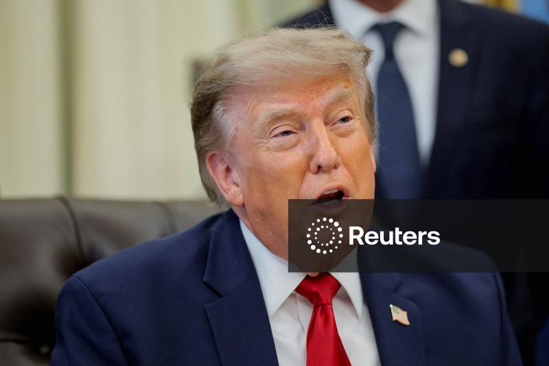 Trump diz que EUA estão atacando capacidades do Irã relacionadas ao Estreito de Ormuz