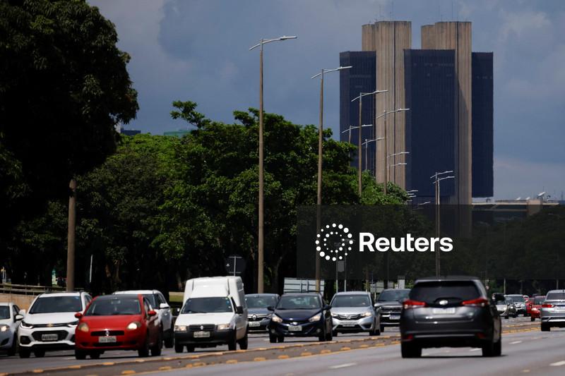 Estoque de crédito no Brasil sobe 0,7% em Junho, diz BC