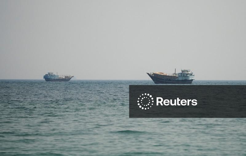 Irã intensifica ataques a bases dos EUA no Golfo; tensões por Estreito de Ormuz elevam preços do petróleo