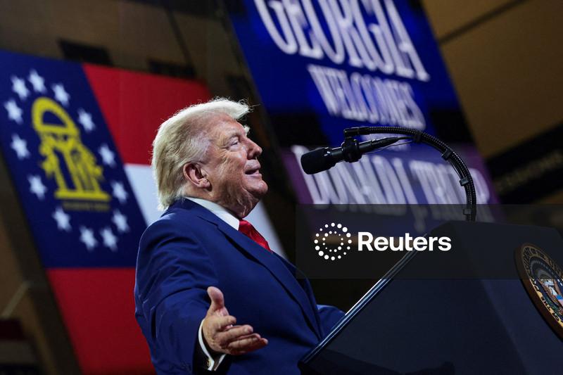 Trump diz que EUA responsabilizarão Irã pelos ataques dos houthis