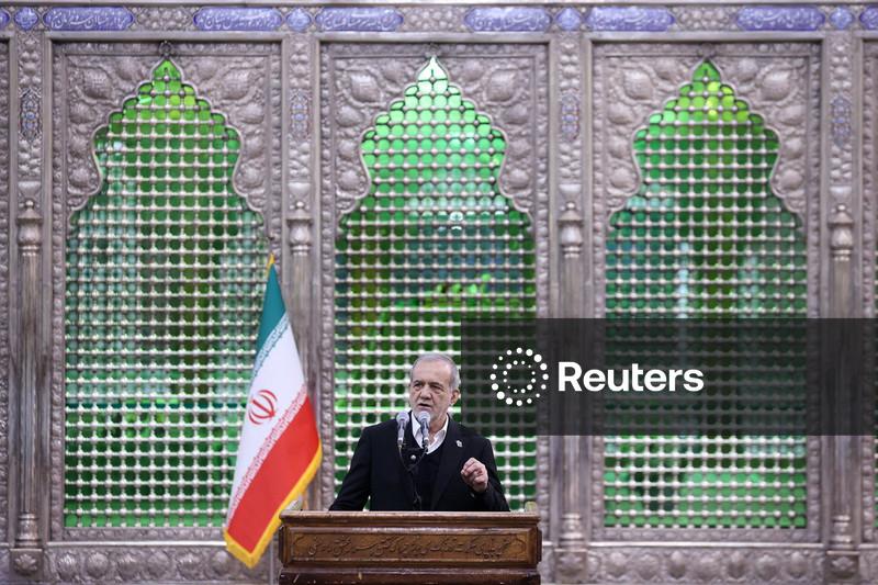 “Interação” com líder supremo do Irã aumenta a cada dia, diz presidente iraniano